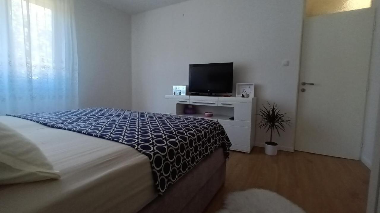Leona Apartment-Perfect For Four سبليت المظهر الخارجي الصورة