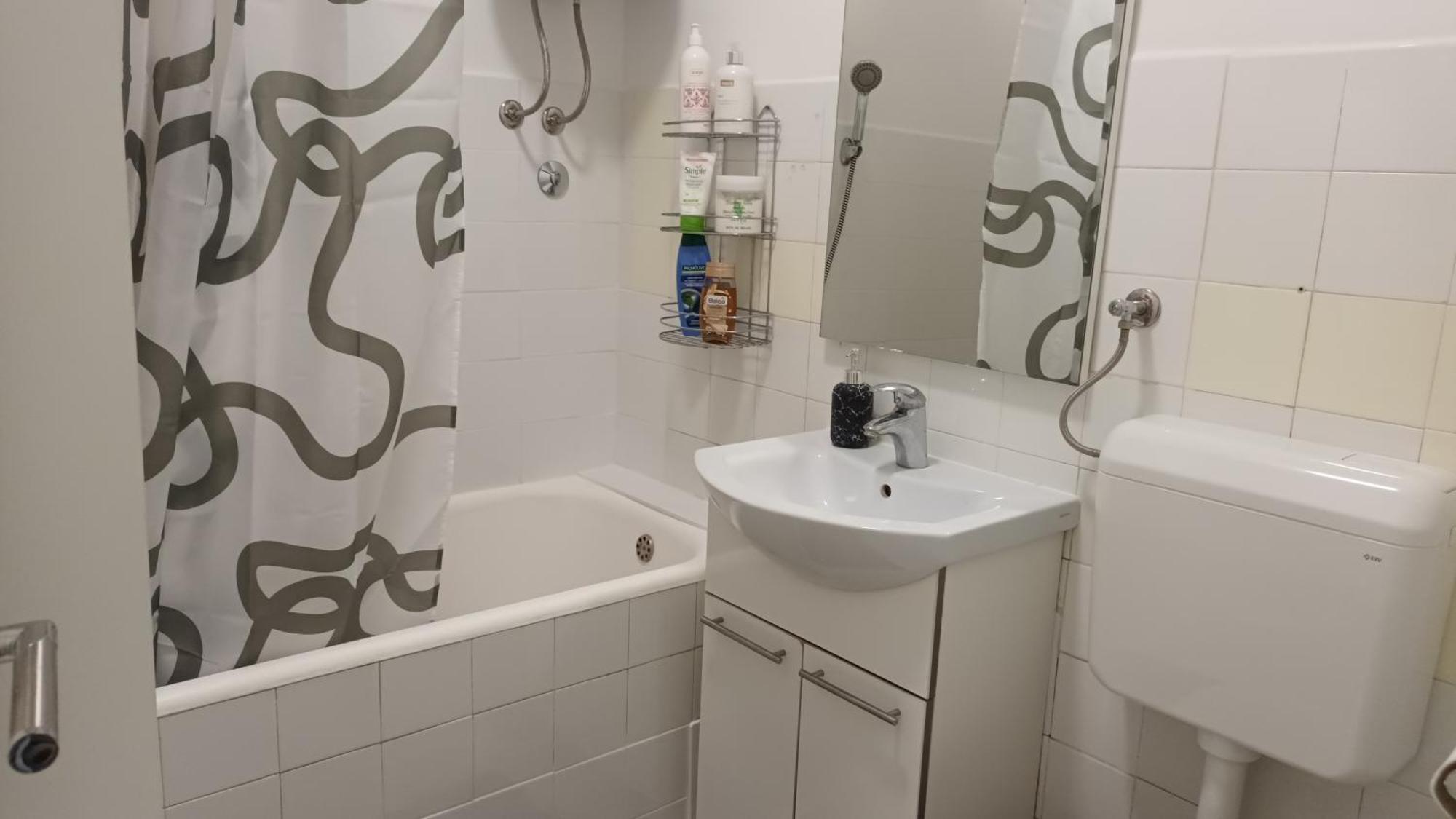 Leona Apartment-Perfect For Four سبليت المظهر الخارجي الصورة